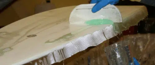 Stratification d'une planche de surf