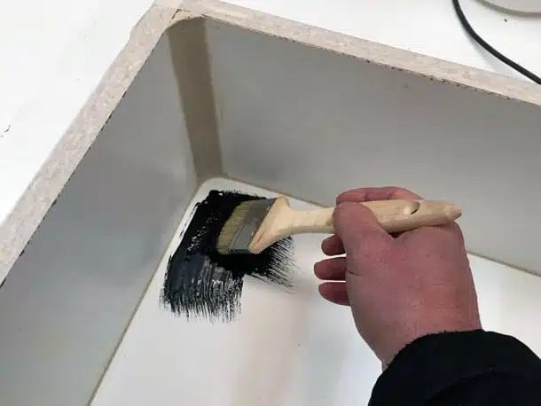 Application du gelcoat au pinceau