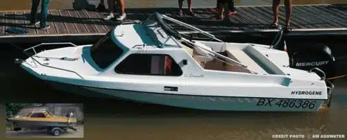Bateau polyester repeint