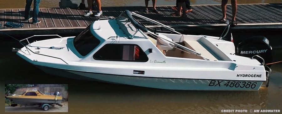 Bateau polyester repeint