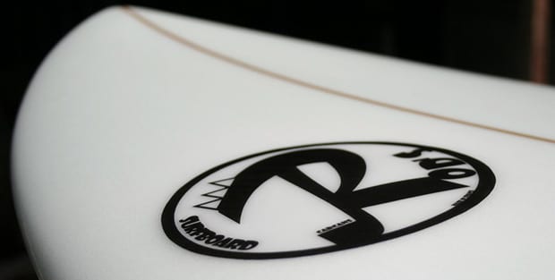 Décoration sur planche de surf